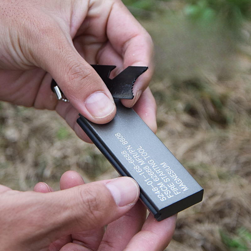 Waterproof Magnesium Flint & S - Fire Starting Kit recension och pris
